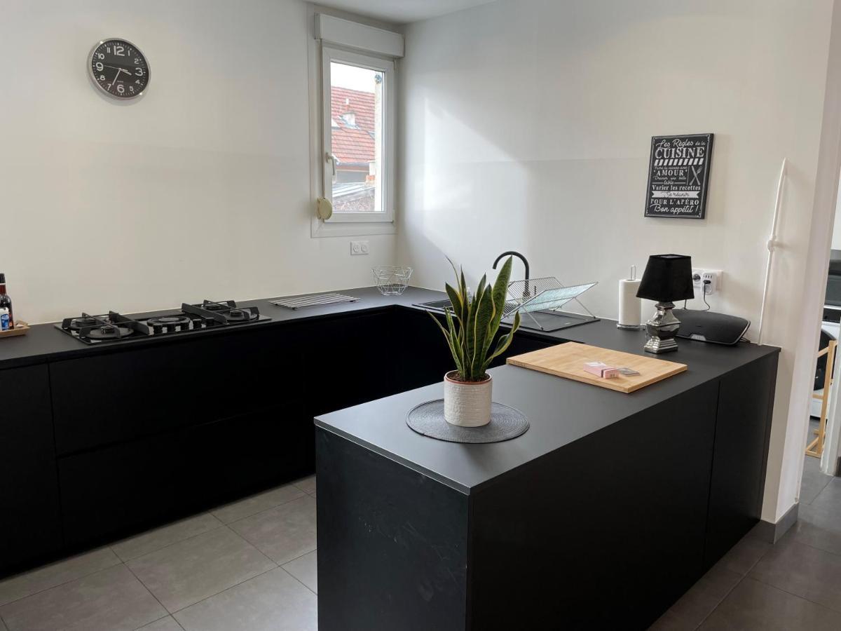 Le Cinquante-Deux Appartement De Charme Remeš Exteriér fotografie